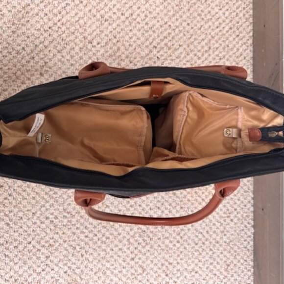 Sarah Wells Abby Tote - Picture 2 of 3